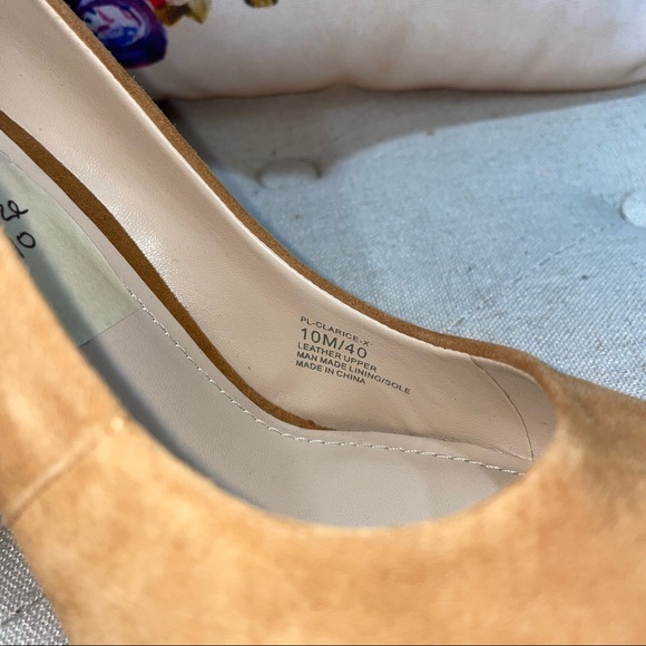 Bcbgeneration Clarice Suede Camel Tan Block Heel Size 10M Excellent Condition - Picture 9 of 11